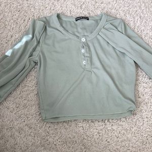 Woman’s Long Sleeve Crop Top